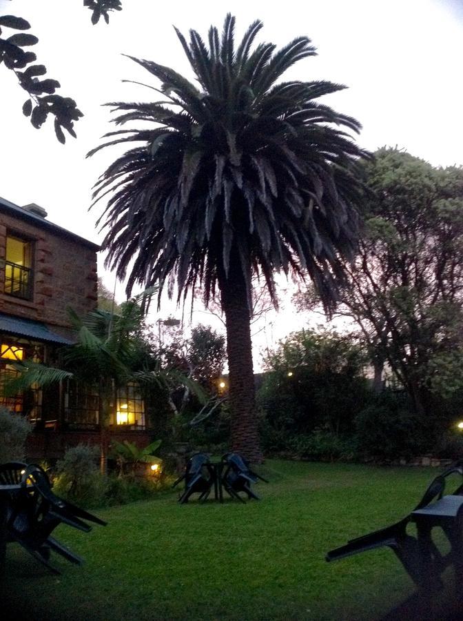 Park House Lodge Mosselbaai Buitenkant foto